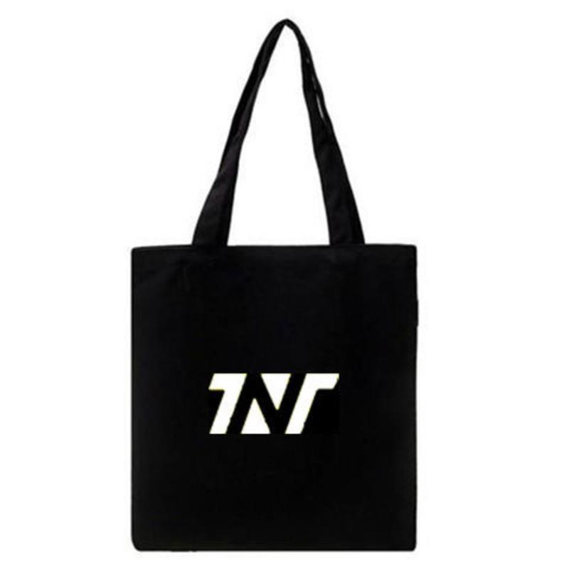 tnt时代少年团马嘉祺丁程鑫宋亚轩刘耀文包袋黑色书包同款周边黄logo