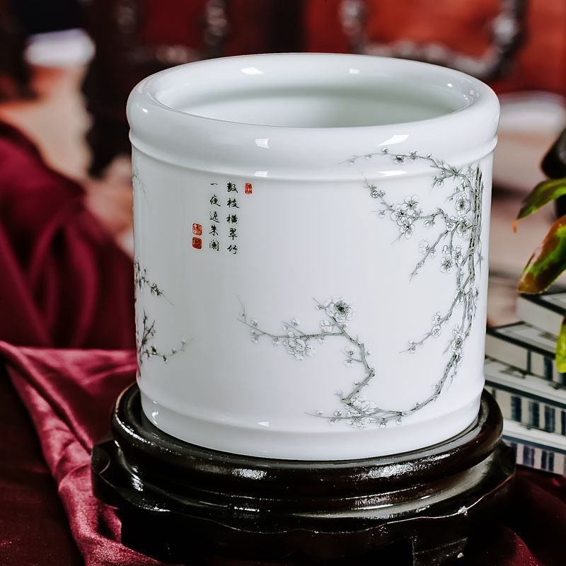 景德镇 陶瓷 白梅笔筒 素雅 摆件 文房四宝 花瓶花器 不含底座