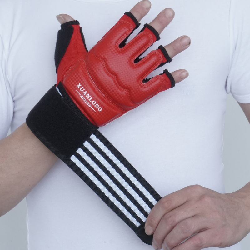 闪电客散打拳击手套搏击女男ufc儿童训练成人打沙袋专用半指拳套