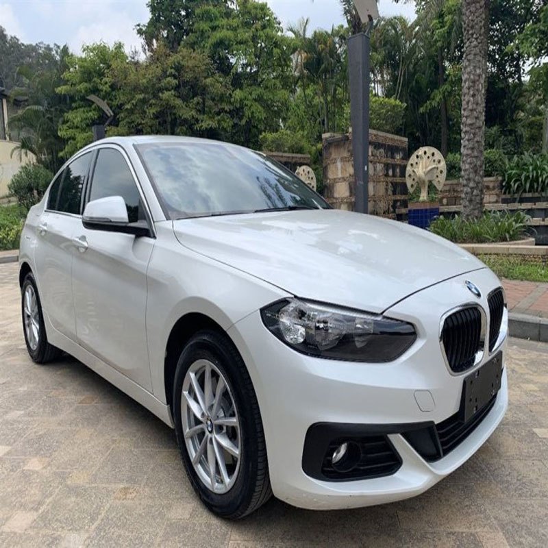 宝马1系2018款改款118i时尚型定金销售参数