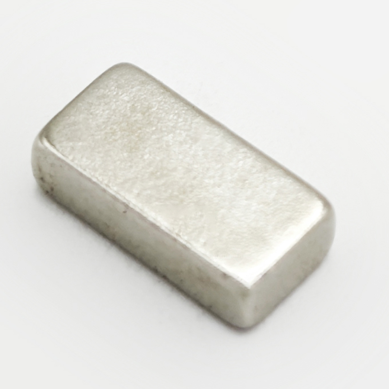 梦涵杰 强力磁铁长方形吸铁石磁石贴片 10x5x3mm 个高清大图