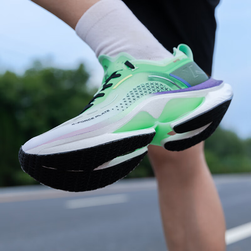 特步男运动鞋978219110062-145/双高清大图