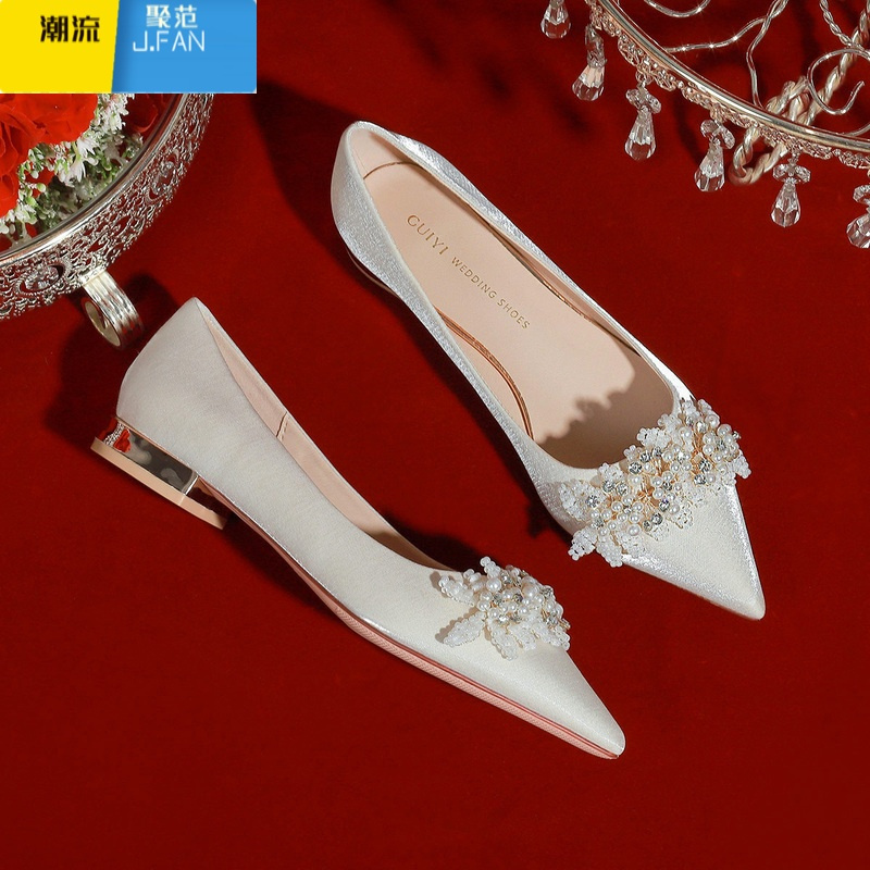 聚范平底婚鞋新娘鞋女禾秀婚纱两穿2024年新款白色低跟婚礼鞋孕妇