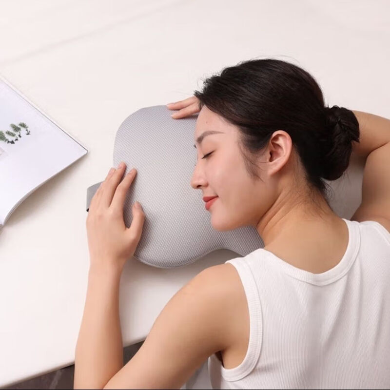 倍轻松智能温控腰背按摩器Back 2S 深层缓解疲劳便携设计随时随地使用高清大图