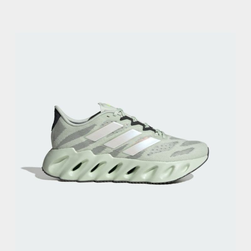 ADIDAS阿迪达斯跑步鞋轻便透气低帮男鞋运动鞋IG0674 C图片