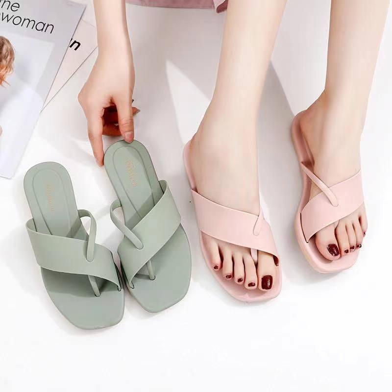 夏季新款女士外穿时尚百搭人字拖平底夹脚软底凉拖鞋
