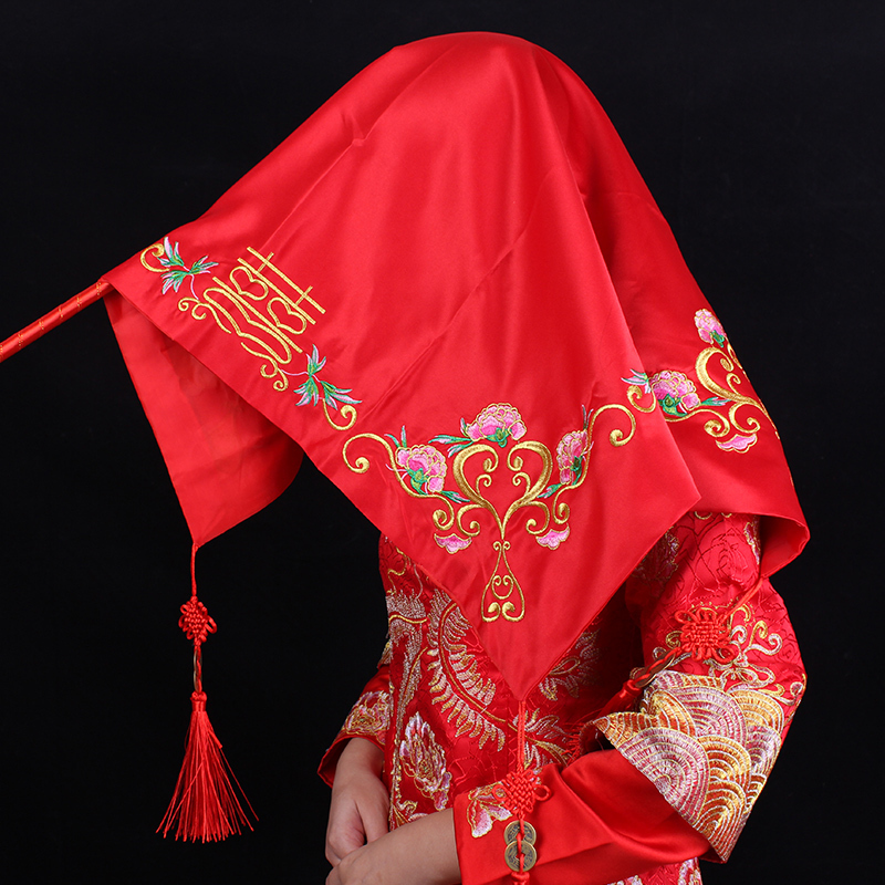 思泽结婚新娘红盖头中式绸缎秀禾服红布盖头婚
