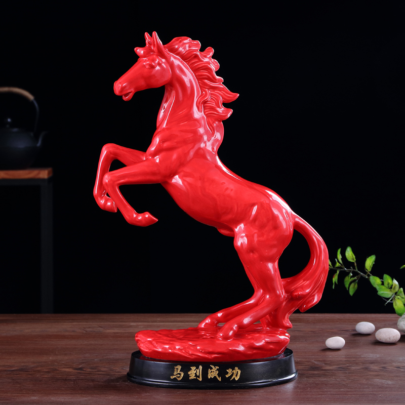 陶瓷马摆件红色家居酒柜办公室装饰品十二生肖马瓷器创意礼品 三维工匠 红立马马到成功高清大图