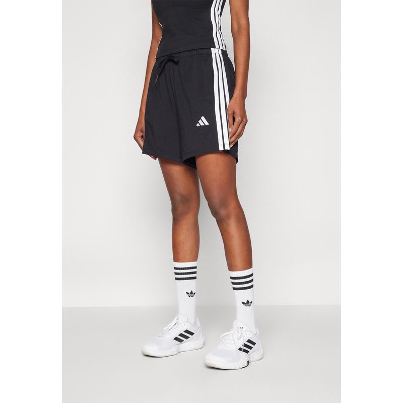 Adidas女款运动短裤舒适透气冰紫色时尚百搭运动休闲裤高清大图