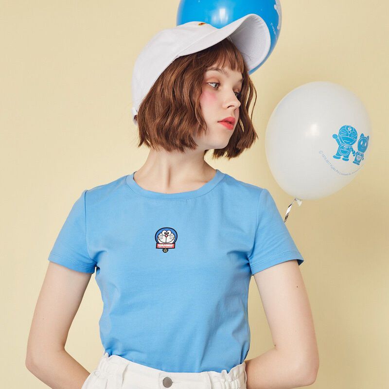 拉夏贝尔夏女圆领休闲打底衫学生哆啦A梦联名短袖条纹女式T恤