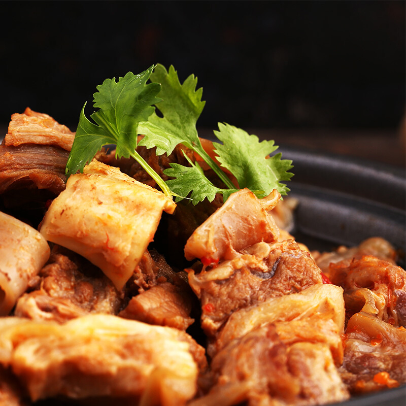 蒙都 内蒙古红烧秘密小牛肉(1000g 1盒装)加热即食 生鲜牛肉