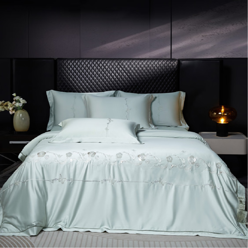 啄木鸟(ZMNXG)布拉格蚕丝被100支全棉(填充51%蚕丝49%木棉)