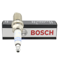 博世(BOSCH)单铂金火花塞FR7DPP30T四支装(长安悦翔CS35荣威350/550比亚迪S6/M6/名爵MG3/