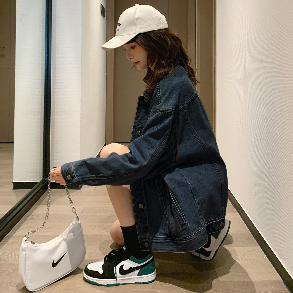 [2.5折价106元]唐狮春季牛仔外套女左胸织标韩版休闲上衣宽松复古ins百搭
