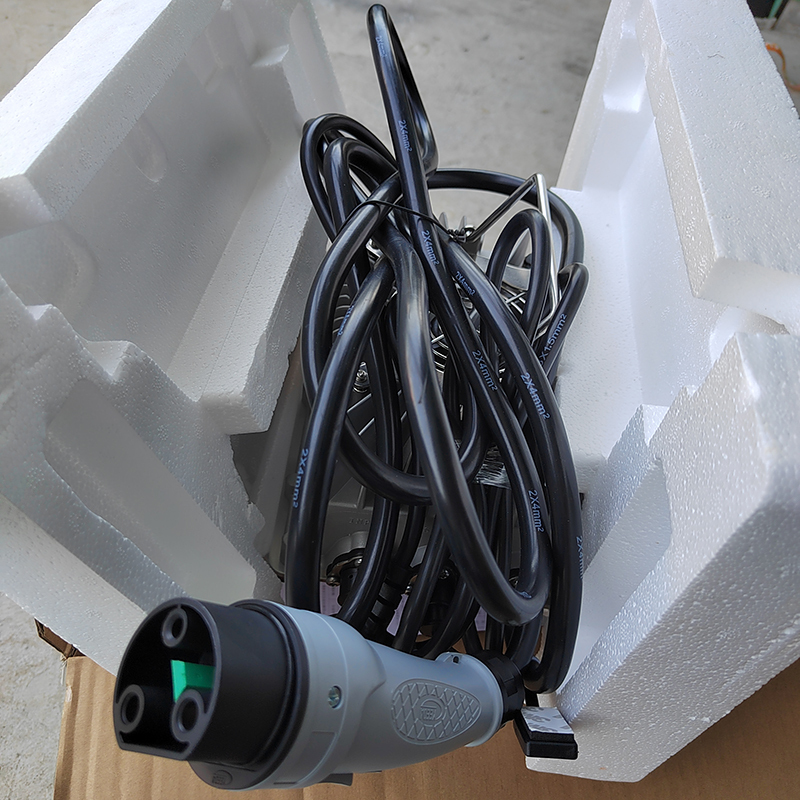 朗晴 CDQ1 电动车免维护充电器 48V 25A