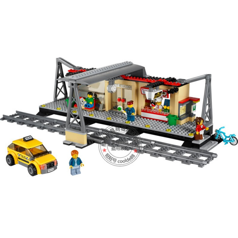 城市系列火车站列车站台高铁街景人仔兼容乐高拼装积木玩具60050采矿