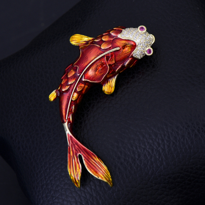 创意锦鲤胸针高档女毛衣开衫别针扣珍珠胸花年年有鱼红色百搭配饰高档