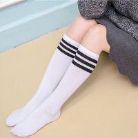 新款彩虹袜子女韩版中筒小腿袜ins学院风棉袜子学生高筒潮流袜女 普通款小腿袜[白底黑条] 一双装