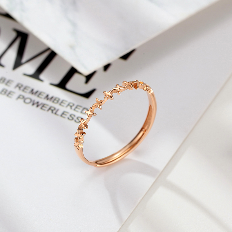 潮宏基幸运相连红18k金戒指玫瑰金活圈口女戒彩金关节戒女礼物fq