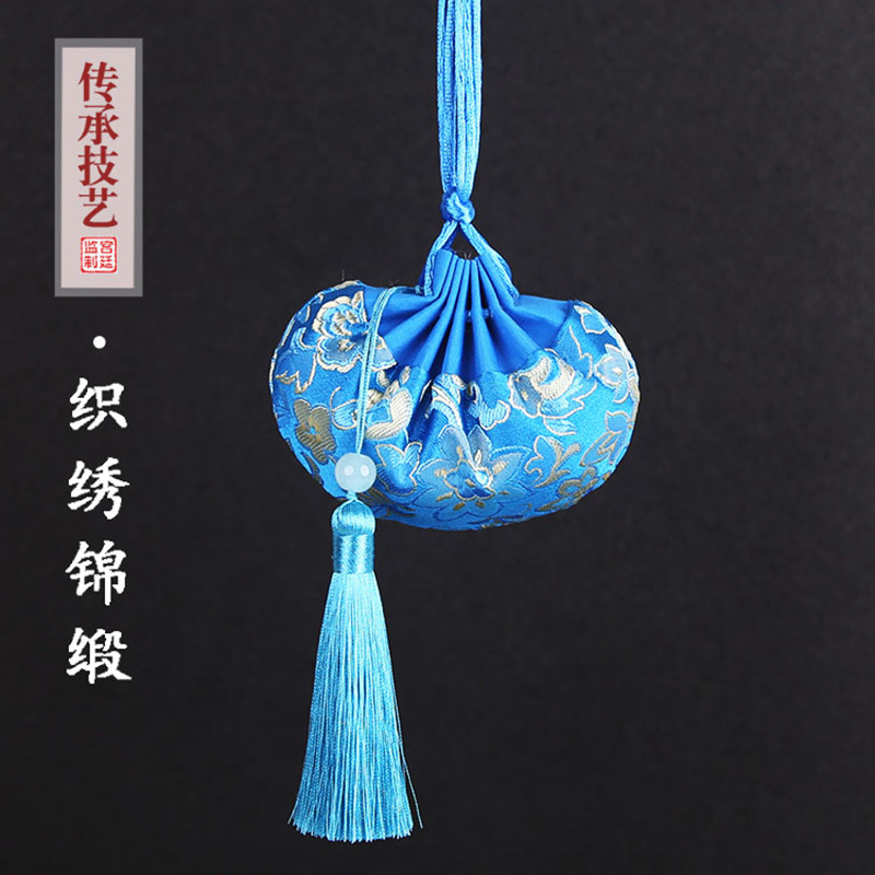 红色梅花单流苏 空袋100个以上的单价 汉服饰宫廷高档香包空袋随身胎毛端午节香囊空袋挂脖儿童胎发荷包