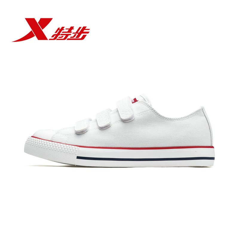 特步(Xtep)女士低帮系带帆布鞋纯色经典休闲搭扣设计2018秋季新款上市简约运动鞋休闲鞋板鞋982218109273