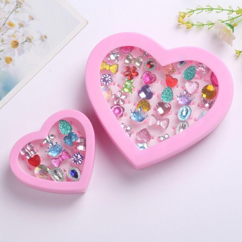 新款儿童玩具女童戒指环卡通女孩公主首饰水晶宝石钻石卡通随机12个