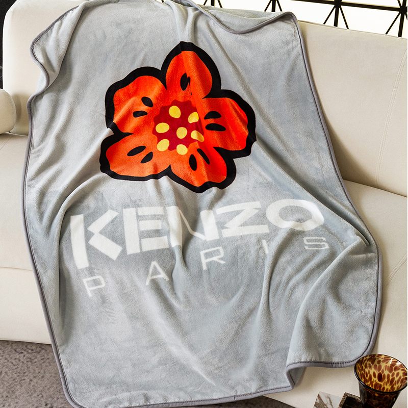 Kenzo 海棠花牛奶绒毯 雅灰 140*190cmKRT-027高清大图