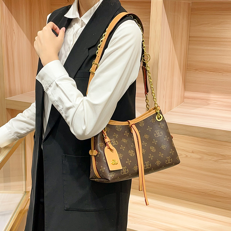 欧美时尚女士包包女2026新款高级感轻奢女包时尚百搭单肩斜挎包大容量托特包高清大图