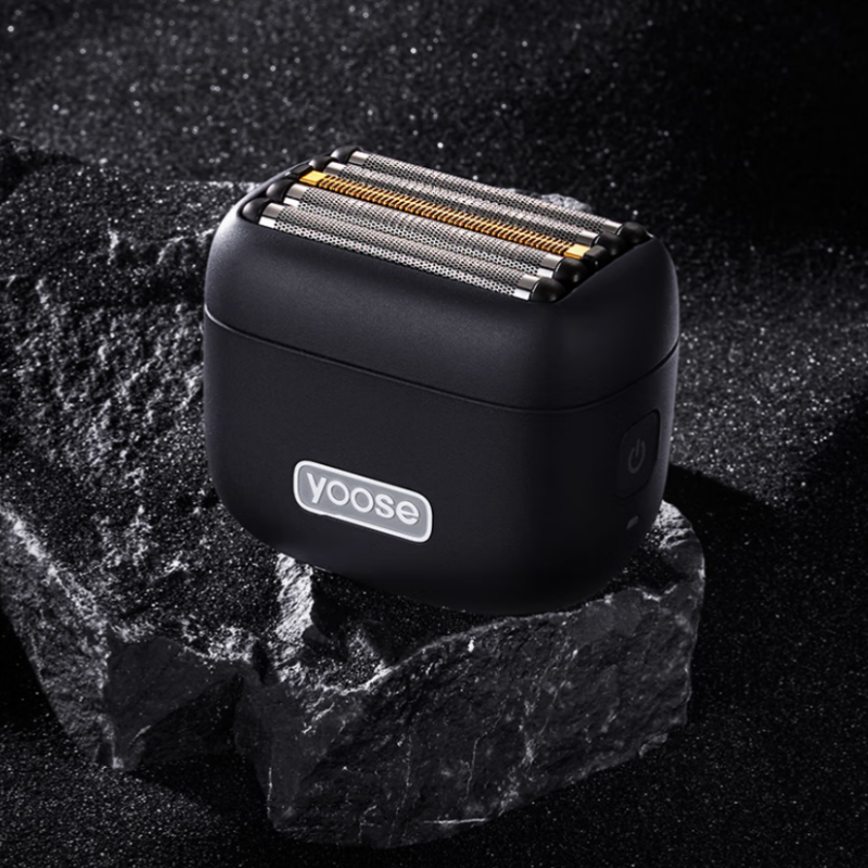 有色(yoose)剃须刀便携往复式5刀头 MINI 5 曜石黑高清大图