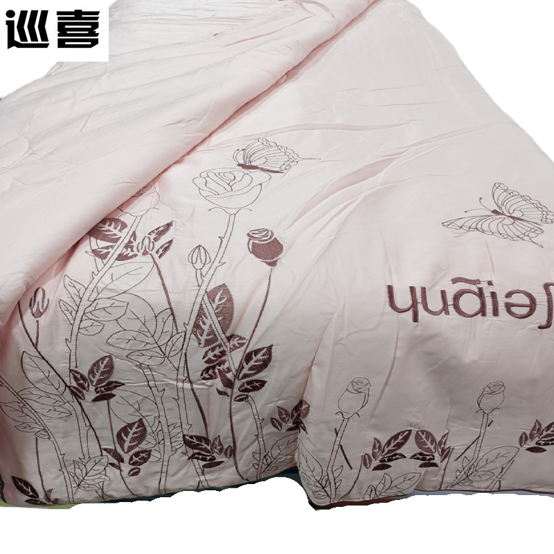 巡喜 贡缎绣花蚕丝被 200X230cm (条)高清大图