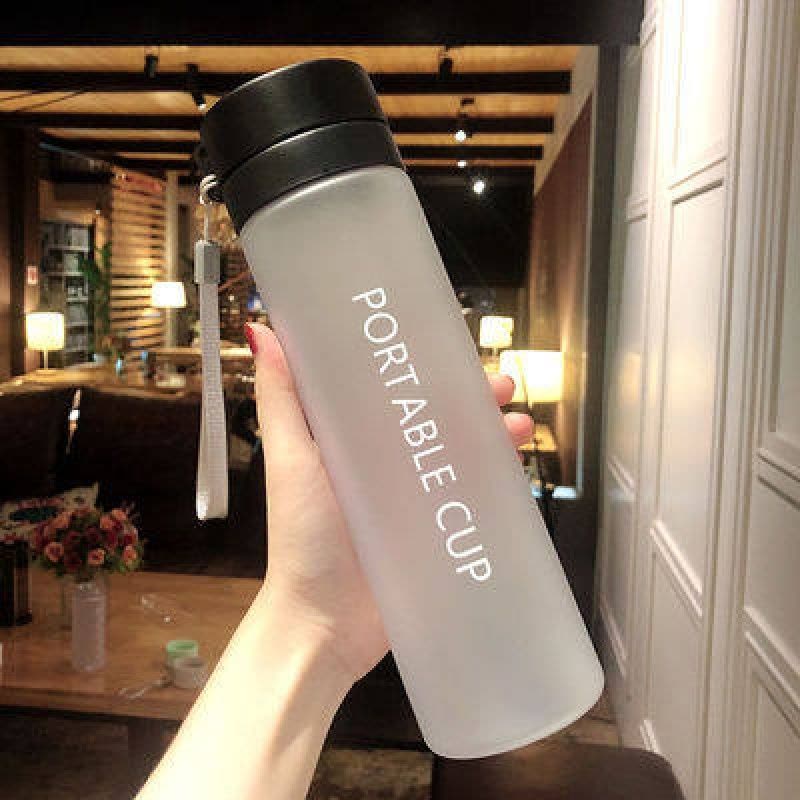 大容量健身运动水杯子太空男女学生便携简约清新森系水瓶 800ml[磨砂]酷黑图片