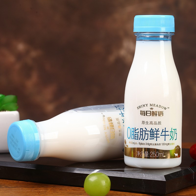 每日鲜语(SHINY MEADOW)原生高品质0脂肪脱脂鲜牛奶250mL*12 巴氏杀菌低温鲜牛奶纯牛奶