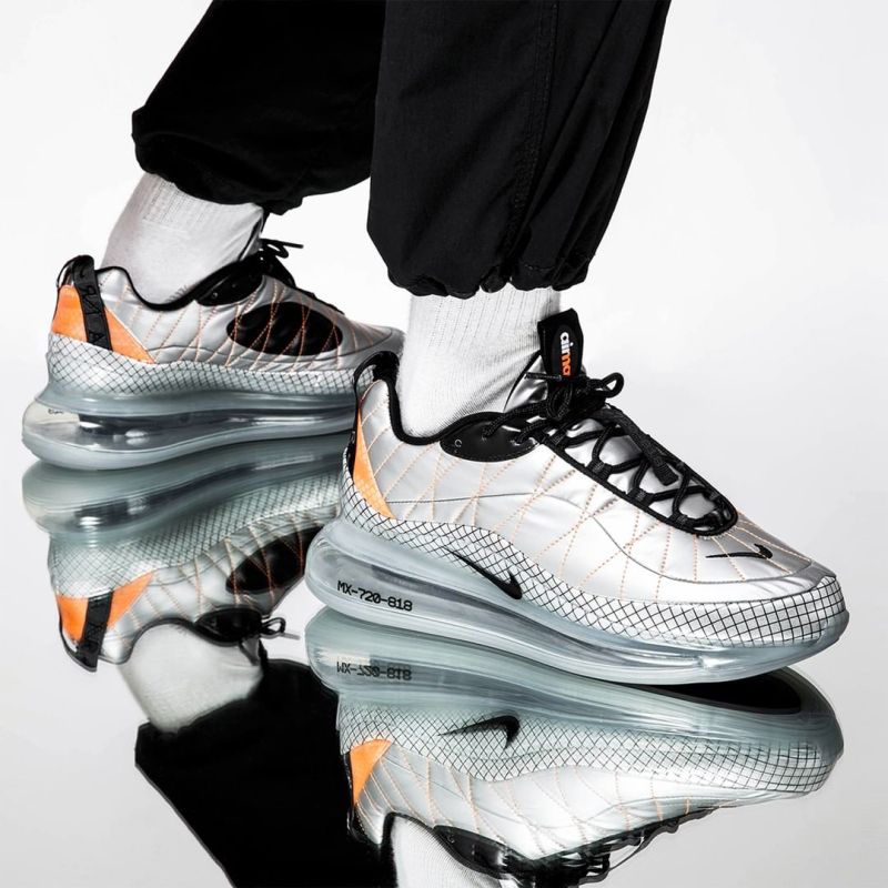 耐克男鞋nikemax720宇航员系列金属银全掌大气垫男士休闲运动跑步鞋男