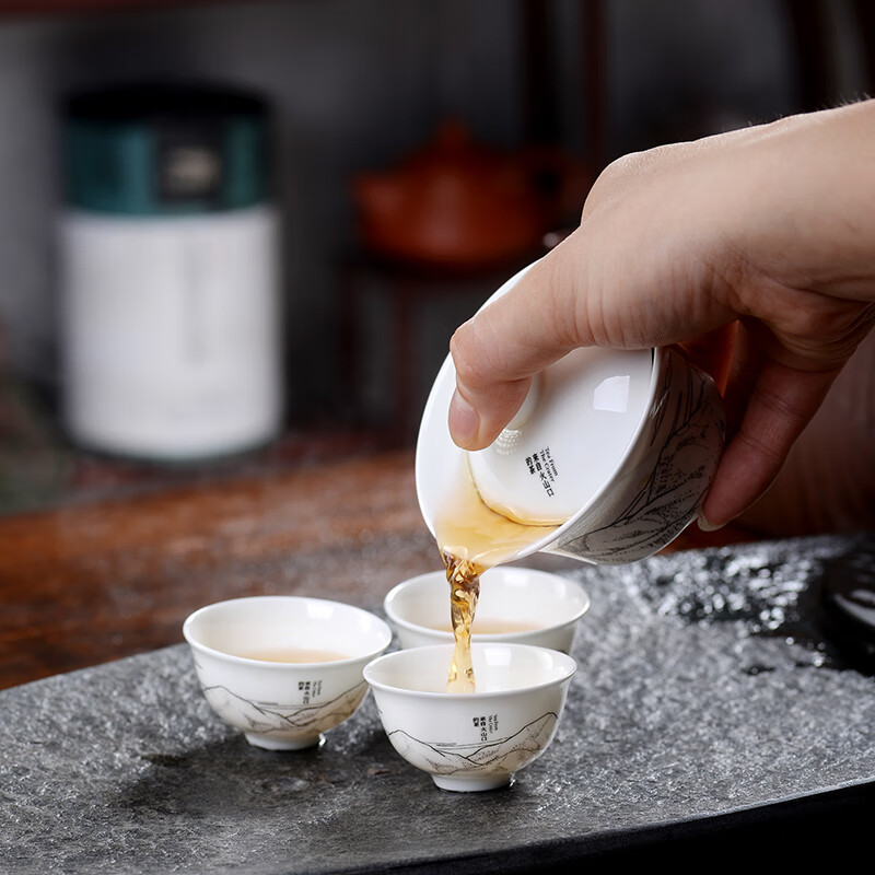 天池 茗茶 传承系列凤凰单丛茶鸭屎香-明125g*2罐礼盒高清大图