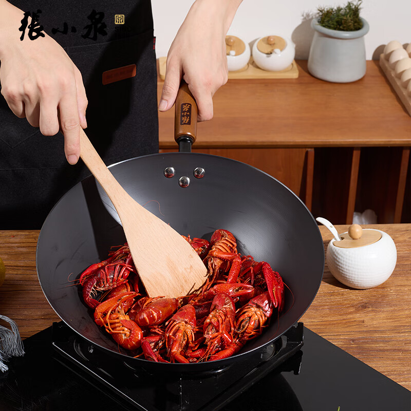 张小泉 无涂层宴火圆底精铁炒锅C33490100 32cm高清大图