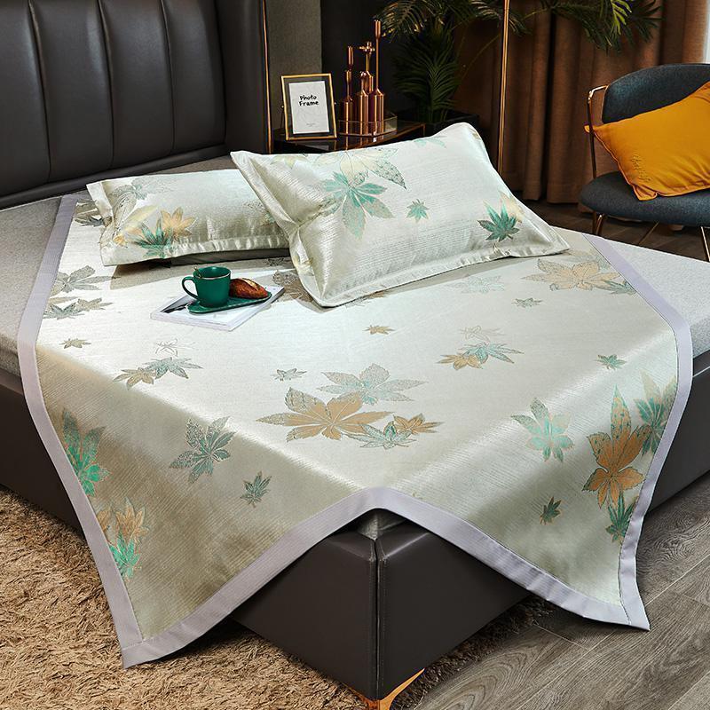 美帮汇冰丝空调软凉席夏季三件套2.0米1.8m1.5床可机洗水洗折叠夏天冰凉 枫叶/光滑爽肤，持久凉感，可贴身裸睡 2.0m（6.6英尺）床