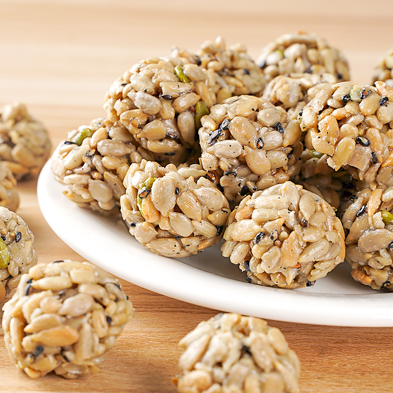 七点食分坚果丸子瓜子酥小包装手工休闲零食jh-10
