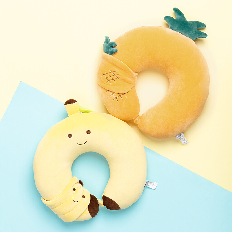 名创优品 (miniso) 水果系列-香蕉U型枕[创意玩偶]