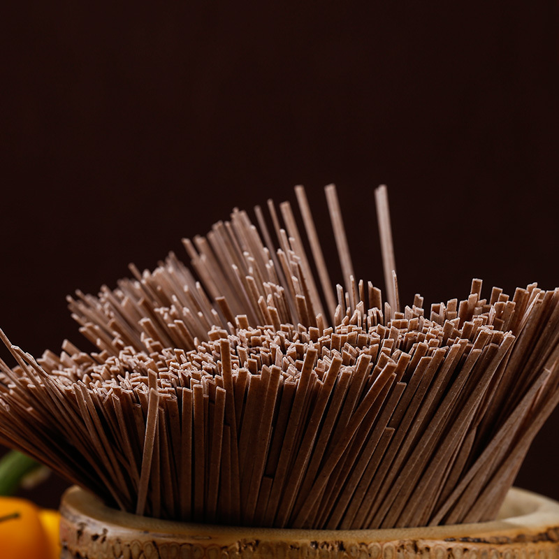 沂蒙大妹子 粗粮面条健身 挂面 五谷杂粮面 散装500g 节食控!报价_参