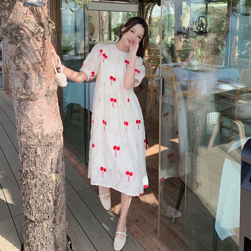 美动态大码女装韩版温柔风休闲宽松2022夏胖mm百搭显瘦樱桃连衣裙