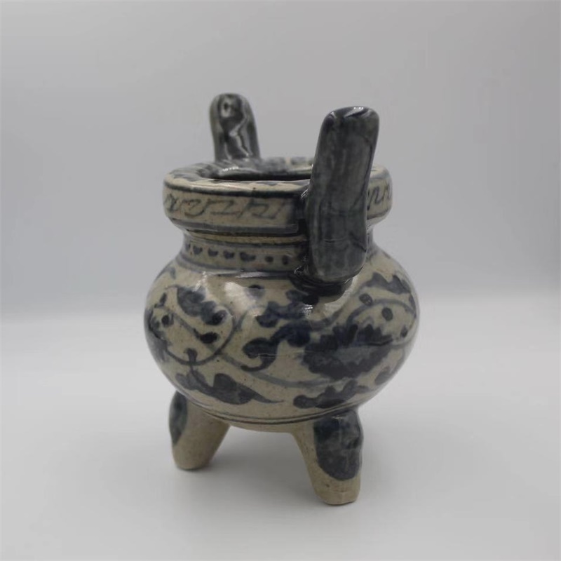 美帮汇景德镇仿古陶瓷元青花全手工手绘缠莲花三足小香炉家居装饰摆件高清大图