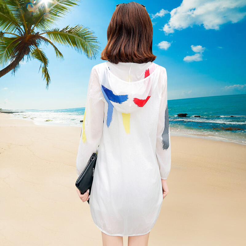 防晒衣女2018女装夏装印花沙滩防晒服薄中长款大码白色短外套白色