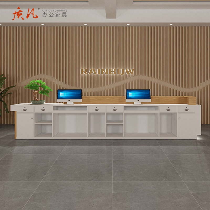 质凡公司前台接待台酒店培训机构吧台桌收银台 阿玛尼灰+原木色7000*600*1000mm高清大图