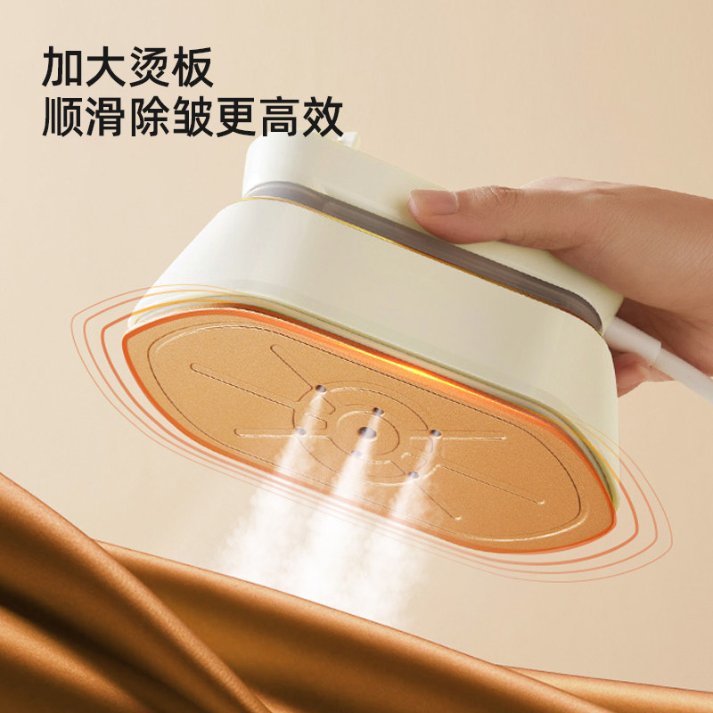 龙的折叠式手持挂烫机LD-GT102A-110ML拆盒包装;LD-GT102A高清大图
