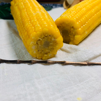 亿米多 东北黄糯玉米8棒新鲜粘黏甜真空袋装非转基因即食减肥餐