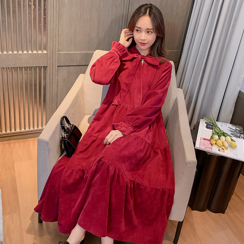 盛世尼曼孕妇装红色连衣裙长款2021新款春秋款不显怀遮肚黑色大码春装长裙