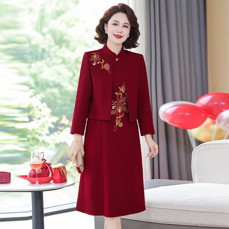 秋季新款妈妈装婚宴连衣裙中老年女装婆婆装大码气质喜婆婆女