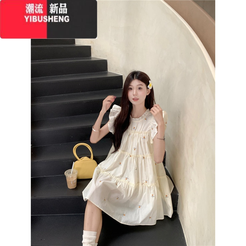 YIBUSHENG奶香啵啵~法式甜美刺绣碎花连衣裙季木耳边小飞袖蛋糕裙
