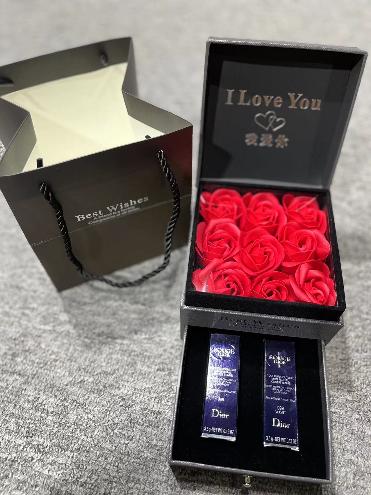 【国内专柜正品】顺丰速运 玫瑰礼盒装全新dior迪奥烈艳蓝金唇膏口红