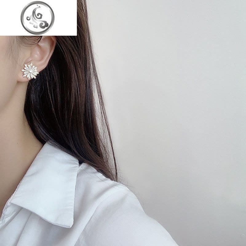 韩国纯银耳钉女气质百搭超仙网红小雏菊花朵耳环2019新款潮耳饰 JiMi图片
